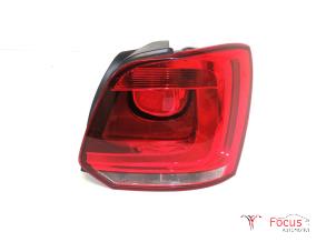 Gebrauchte Rücklicht rechts Volkswagen Polo V (6R) 1.2 TSI Preis € 29,99 Margenregelung angeboten von Focus Automotive