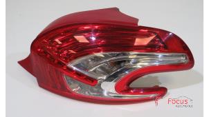 Used Taillight, right Peugeot 208 I (CA/CC/CK/CL) 1.6 Vti 16V Price € 55,00 Margin scheme offered by Focus Automotive