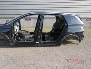Used Rear side panel, left Peugeot 5008 II (M4/MC/MJ/MR) 1.6 16V PureTech 180 Price on request offered by Focus Automotive