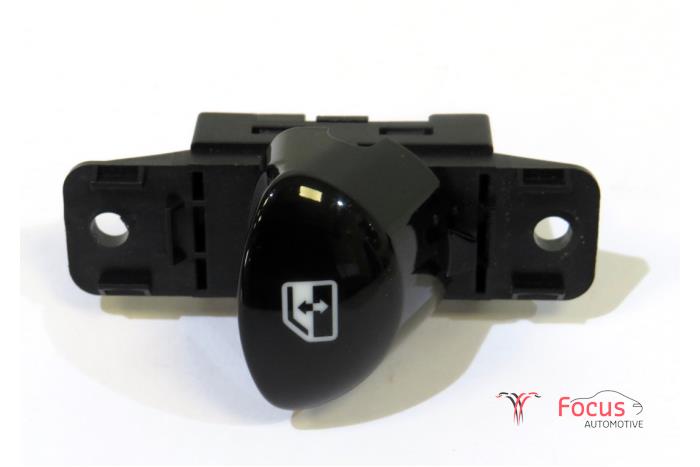 Electric window switch from a Fiat 500C (312) 0.9 TwinAir 85 2019