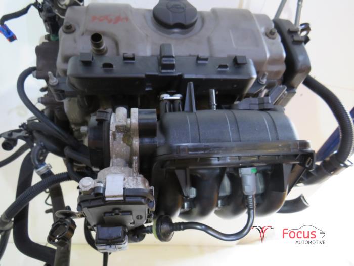 Motor van een Peugeot 206+ (2L/M) 1.1 XR,XS 2011
