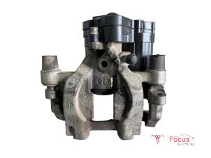 Used Rear brake calliper, left Skoda Kodiaq 2.0 TDI 150 16V Price € 124,99 Margin scheme offered by Focus Automotive