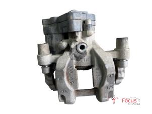 Used Rear brake calliper, right Skoda Kodiaq 2.0 TDI 150 16V 4x4 Price € 124,99 Margin scheme offered by Focus Automotive