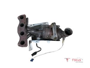 Used Exhaust manifold + catalyst Peugeot 208 I (CA/CC/CK/CL) 1.4 16V Price € 224,99 Margin scheme offered by Focus Automotive