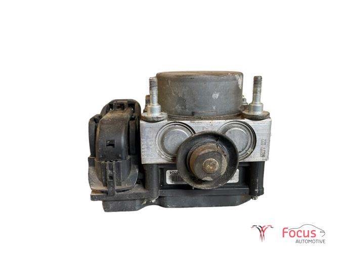 ABS pump from a Fiat 500 (312) 1.2 69 2013