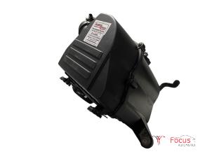 Używane Obudowa filtra powietrza Volkswagen Polo V (6R) 1.2 TDI 12V BlueMotion Cena € 5,00 Procedura marży oferowane przez Focus Automotive