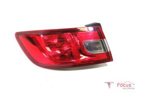 Used Taillight, left Renault Clio IV (5R) 1.2 16V Price € 19,99 Margin scheme offered by Focus Automotive