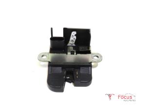 Used Tailgate lock mechanism Skoda Citigo 1.0 12V Price € 15,00 Margin scheme offered by Focus Automotive