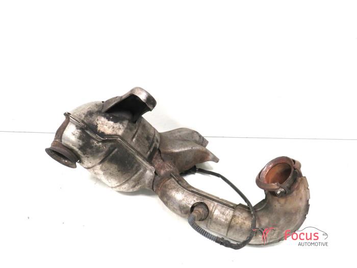 Catalytic converter from a Peugeot Expert (G9) 2.0 HDiF 16V 130 2012