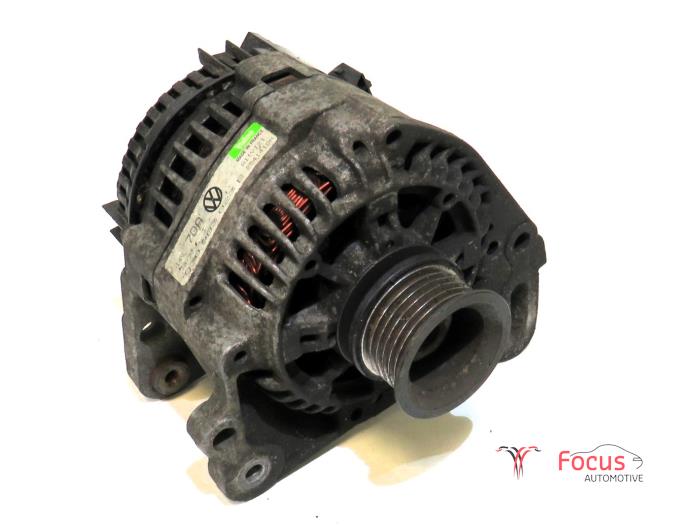 Begagnade Dynamo Volkswagen Golf III Cabrio (1E) 1.8,Avantgarde Pris € 44,95 Marginaltabell erbjuds av Focus Automotive