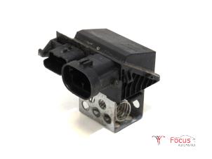 Used Cooling fin relay Citroen C4 Picasso (3D/3E) 1.6 e-Hdi, BlueHDi 115 Price € 20,00 Margin scheme offered by Focus Automotive