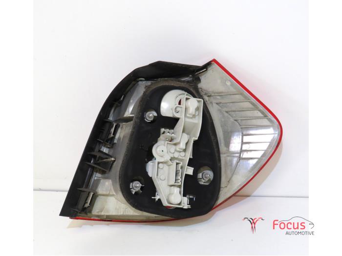Taillight, left from a BMW 1 serie (E87/87N) 116i 1.6 16V 2008