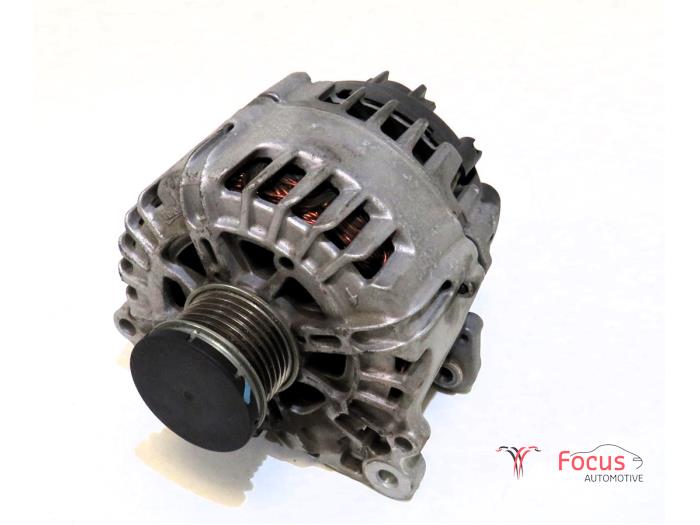 Begagnade Dynamo Seat Ibiza V (KJB) 1.0 MPI 12V Pris € 74,95 Marginaltabell erbjuds av Focus Automotive