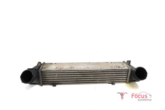 Usagé Intercooler BMW 1 serie (E87/87N) 118d 16V Prix € 30,00 Règlement à la marge proposé par Focus Automotive