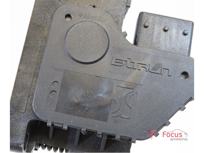 Gaspedalposition Sensor van een Fiat 500L (199) 1.4 16V 2013