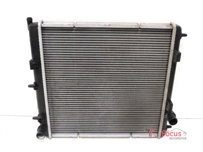 Usagé Radiateur Peugeot 208 I (CA/CC/CK/CL) 1.2 Vti 12V PureTech Prix € 14,95 Règlement à la marge proposé par Focus Automotive