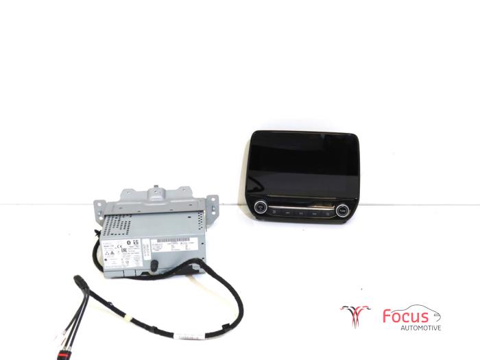 Usagé Système navigation Ford Fiesta 7 1.1 Ti-VCT 12V 85 Prix € 495,00 Règlement à la marge proposé par Focus Automotive