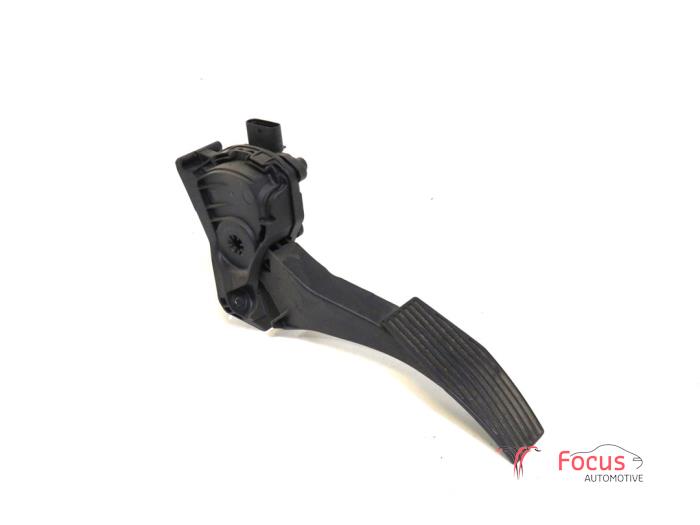 Begagnade Gaspedalsensor Opel Astra K Sports Tourer 1.6 CDTI 110 16V Pris € 24,95 Marginaltabell erbjuds av Focus Automotive