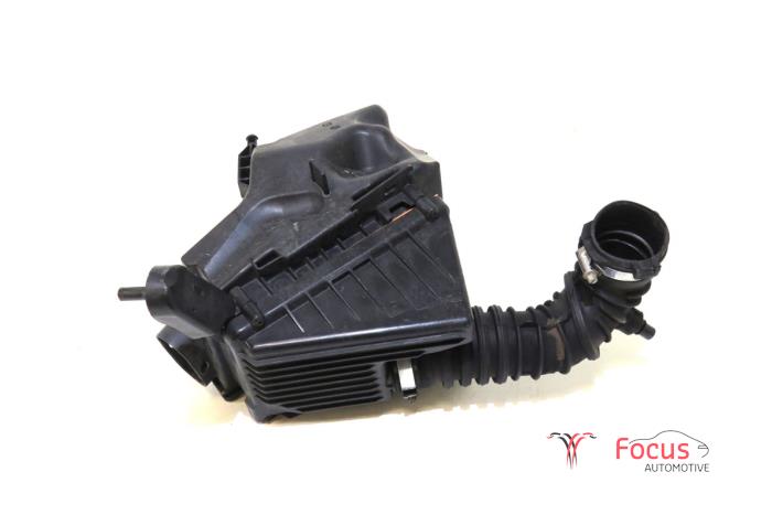Begagnade Luftfilterhus Renault Twingo III (AH) 1.0 SCe 70 12V Pris € 24,99 Marginaltabell erbjuds av Focus Automotive
