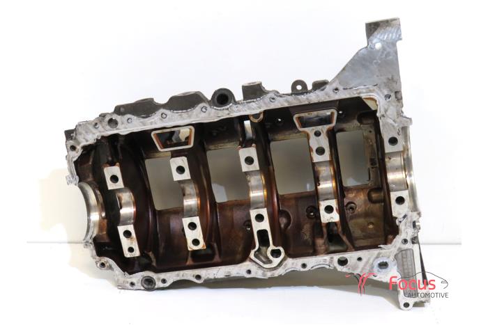 Used Engine crankcase BMW 1 serie (F20) 116i 1.6 16V Price € 250,00 Margin scheme offered by Focus Automotive