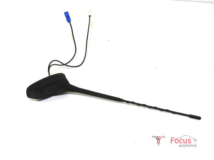 Używane Antena GPS Citroen C3 (SX/SW) 1.2 Vti 12V PureTech Cena € 34,95 Procedura marży oferowane przez Focus Automotive