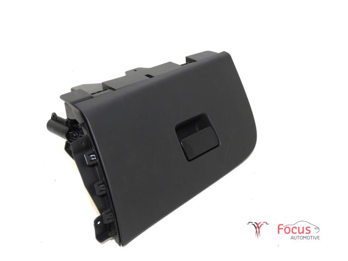 Begagnade Handskfack Opel Astra K 1.0 Turbo 12V Pris € 30,00 Marginaltabell erbjuds av Focus Automotive