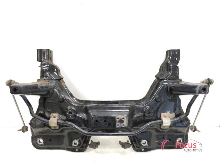 Usados Subchasis Opel Corsa E 1.2 16V Precio € 49,95 Norma de margen ofrecido por Focus Automotive