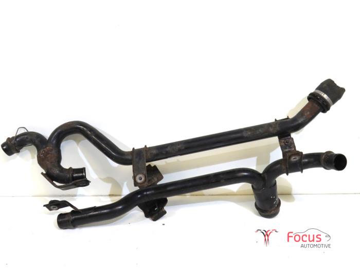 Gebrauchte Intercooler Rohr Fiat 500 Abarth Preis € 225,00 Margenregelung angeboten von Focus Automotive