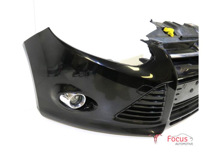 Front bumper Ford Focus 3 Wagon 1.0 Ti-VCT EcoBoost 12V 125 - 1719342