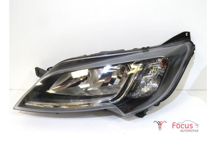 Używane Reflektor lewy Peugeot Boxer (U9) Cena € 149,95 Procedura marży oferowane przez Focus Automotive