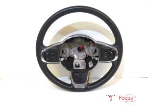 Usagé Volant Fiat 500C (312) 0.9 TwinAir 80 Prix € 50,00 Règlement à la marge proposé par Focus Automotive