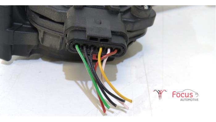 Gaspedalposition Sensor van een Opel Astra K Sports Tourer 1.6 CDTI 110 16V 2016