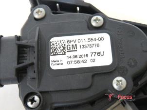 Gaspedalposition Sensor van een Opel Astra K Sports Tourer 1.6 CDTI 110 16V 2016