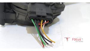Gaspedalposition Sensor van een Opel Astra K Sports Tourer 1.6 CDTI 110 16V 2016