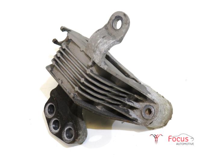 Gebrauchte Motorlager Opel Astra J Sports Tourer (PD8/PE8/PF8) 1.7 CDTi 16V Preis € 15,00 Margenregelung angeboten von Focus Automotive
