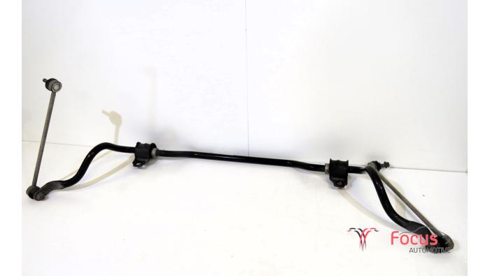 Używane Stabilizator przód Landrover Range Rover Evoque (LVJ/LVS) 2.2 eD4 16V Cena € 40,00 Procedura marży oferowane przez Focus Automotive