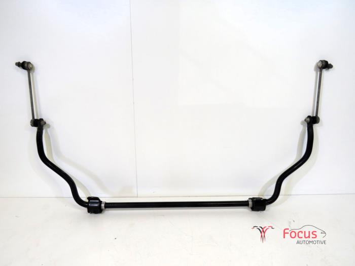 Używane Stabilizator tylny Landrover Range Rover Evoque (LVJ/LVS) 2.2 eD4 16V Cena € 35,00 Procedura marży oferowane przez Focus Automotive