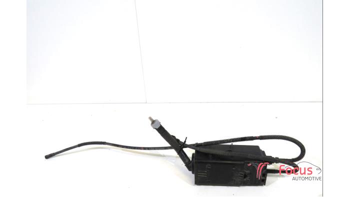 Używane Filtr weglowy Citroen C3 (SX/SW) 1.0 Vti 12V PureTech Cena € 25,00 Procedura marży oferowane przez Focus Automotive