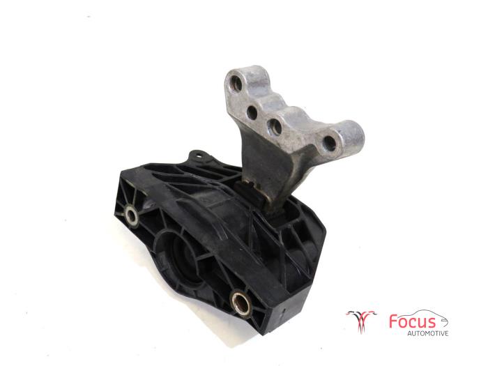 Used Engine mount Peugeot 208 II (UB/UH/UP) 1.2 Vti 12V PureTech 75 Price € 29,95 Margin scheme offered by Focus Automotive