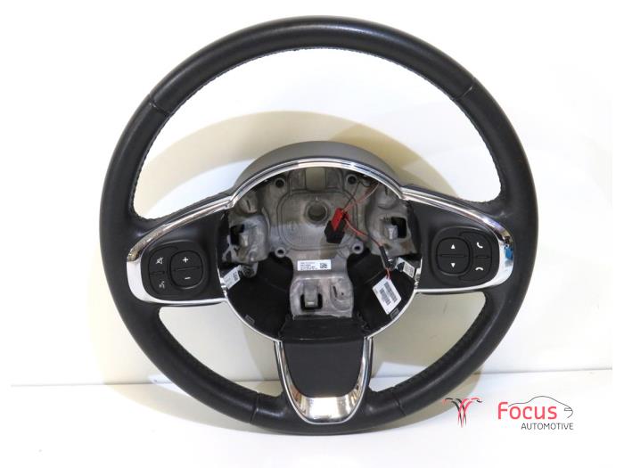 Używane Kierownica Fiat 500C (312) 1.2 69 Cena € 50,00 Procedura marży oferowane przez Focus Automotive