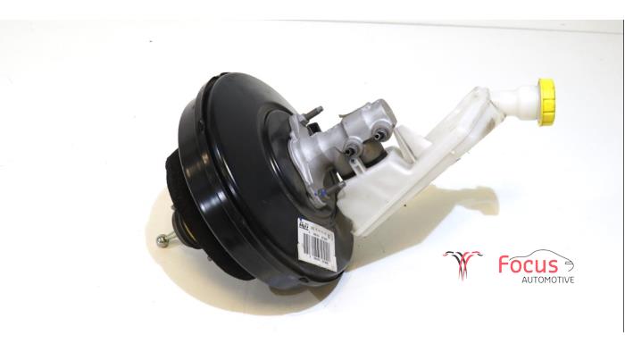 Usagé Servo frein Peugeot 2008 (CU) 1.2 12V e-THP PureTech 110 Prix € 25,00 Règlement à la marge proposé par Focus Automotive