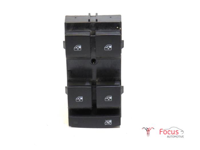 Usados Interruptor combinado de ventanillas Opel Astra K 1.2 Turbo 12V Precio € 24,99 Norma de margen ofrecido por Focus Automotive