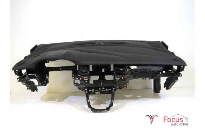 Begagnade Instrumentbräda Opel Astra K 1.2 Turbo 12V Pris € 325,00 Marginaltabell erbjuds av Focus Automotive