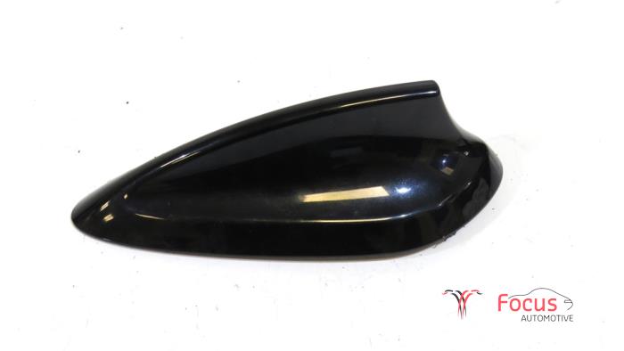 Używane Antena GPS BMW 1 serie (F20) 116d 1.6 16V Efficient Dynamics Cena € 24,95 Procedura marży oferowane przez Focus Automotive