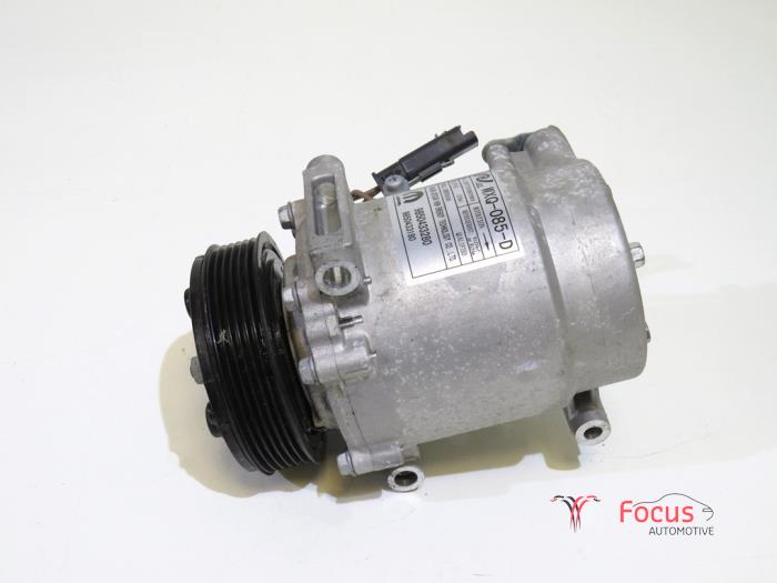 Usagé Compresseur de clim Opel Corsa F (UB/UH/UP) 1.2 12V 75 Prix € 150,00 Règlement à la marge proposé par Focus Automotive
