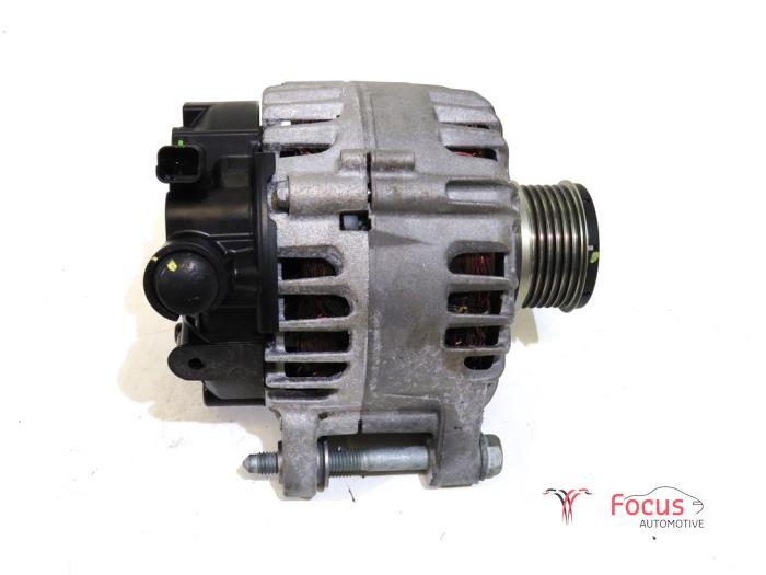 Begagnade Dynamo Opel Corsa F (UB/UH/UP) 1.2 12V 75 Pris € 99,95 Marginaltabell erbjuds av Focus Automotive
