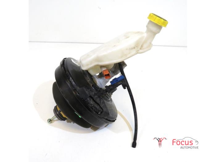 Begagnade Bromsservo Peugeot 208 I (CA/CC/CK/CL) 1.2 Vti 12V PureTech 82 Pris € 34,95 Marginaltabell erbjuds av Focus Automotive