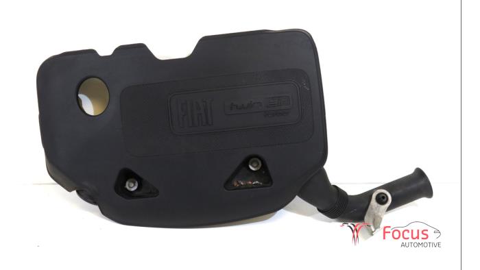 Gebrauchte Luftfiltergehäuse Fiat 500 (312) 0.9 TwinAir 85 Preis € 22,95 Margenregelung angeboten von Focus Automotive