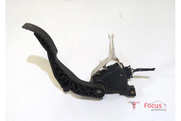 Begagnade Gaspedalsensor Volkswagen New Beetle (9C1/9G1) 1.9 TDI 90 Pris € 9,95 Marginaltabell erbjuds av Focus Automotive