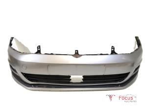 Used Front bumper Volkswagen Golf VII (AUA) 1.6 TDI 16V Price € 375,00 Margin scheme offered by Focus Automotive